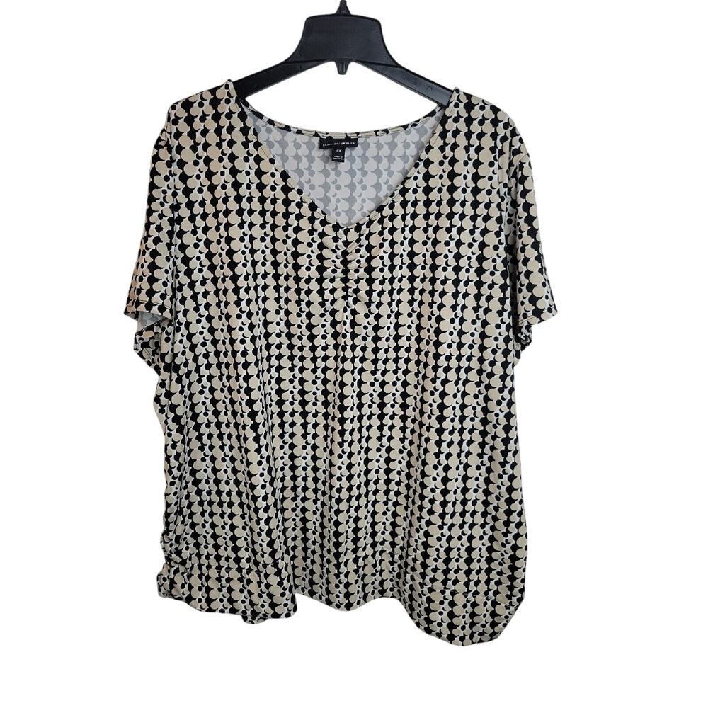 Fashion Bug Black Geometric Print V-Neck Ruched Short Sleeve Top Women's Size 4X